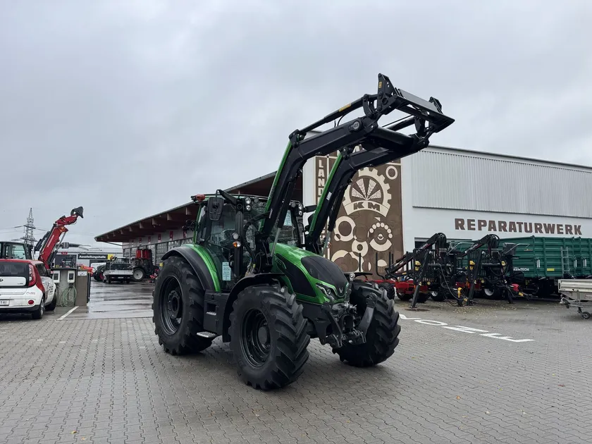 Valtra G135 (2026): 135 PS, G5S-Frontlader und nur 5 Stunden